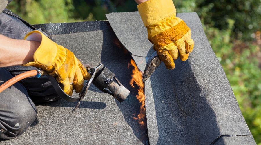 Professional flood damage restoration services in Lynndyl, UT